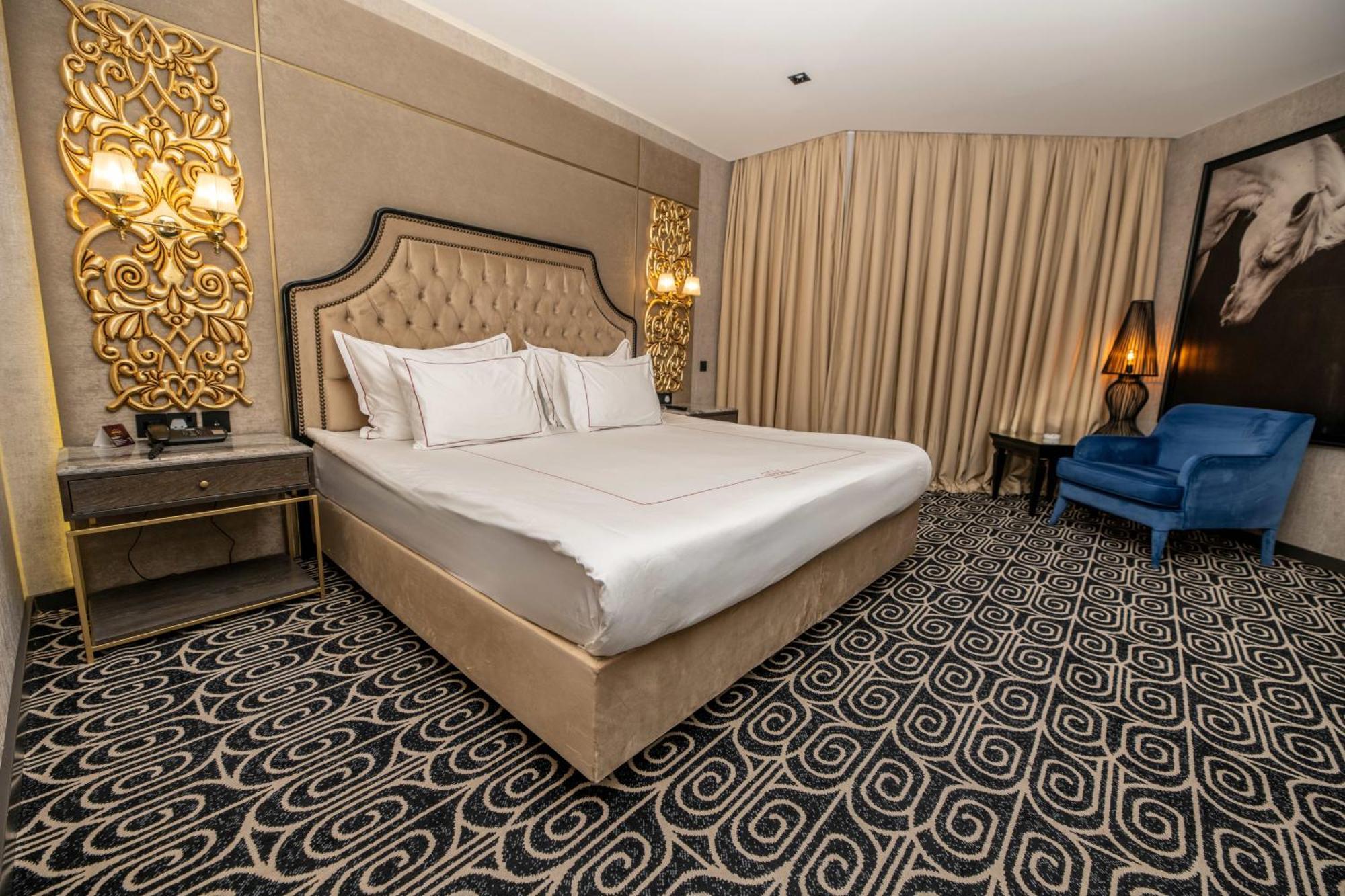 Grand Opera Hotel & Casino & Spa Kyrenia  Exterior foto